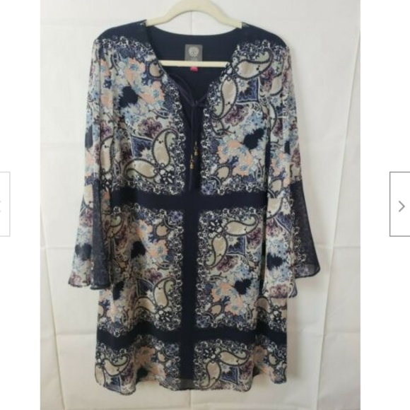 vince camuto paisley shift dress